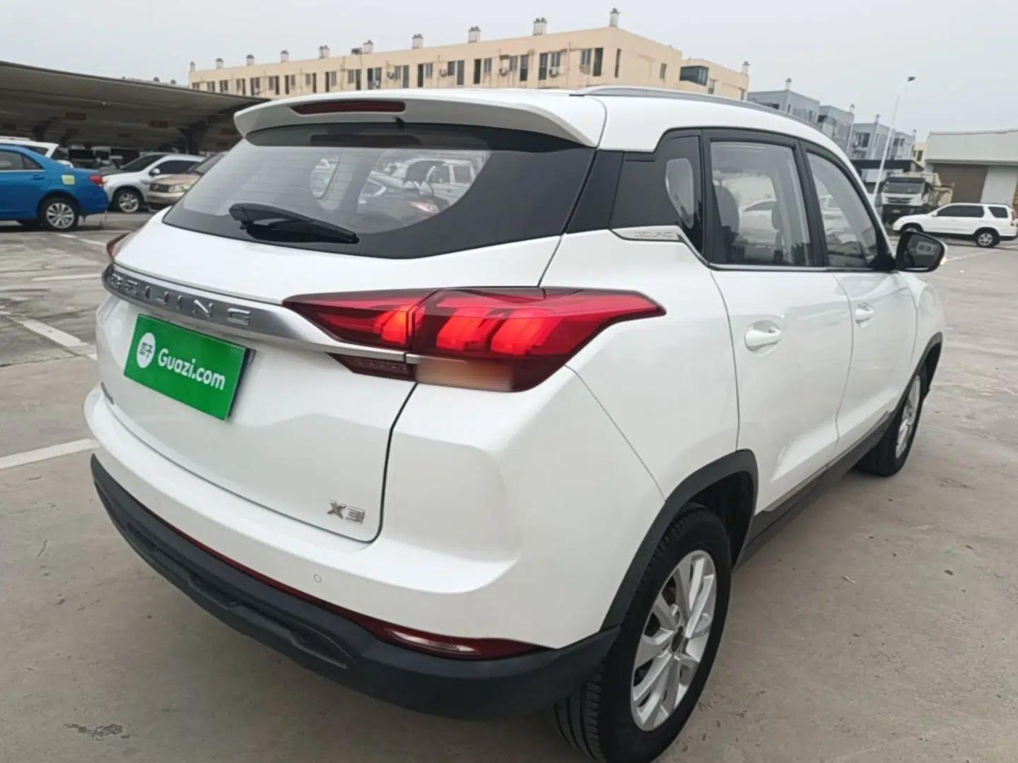 BAIC Beijing X3 2019 1.5L Manual Glory Edition — миниатюра 6
