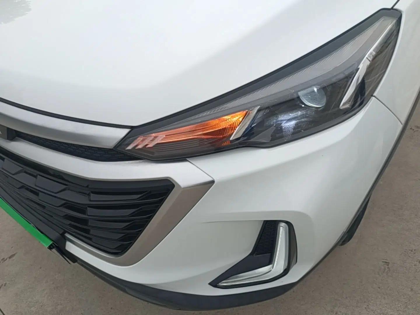 BAIC Beijing X3 2019 1.5L Manual Glory Edition — миниатюра 9