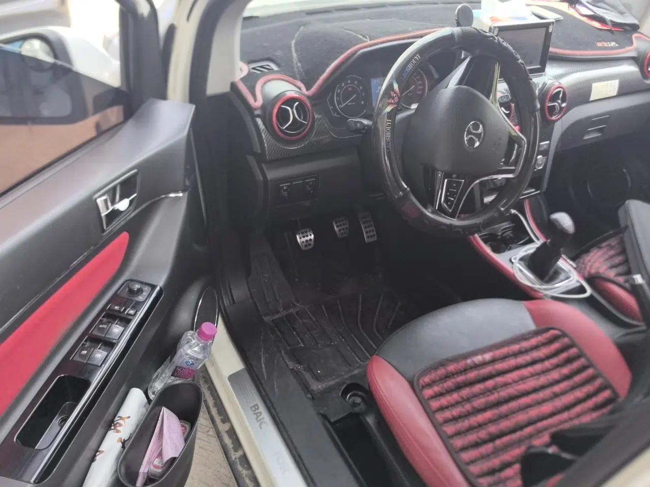 BAIC Senova X25 2015 1.5L Manual Elite Edition — миниатюра 17