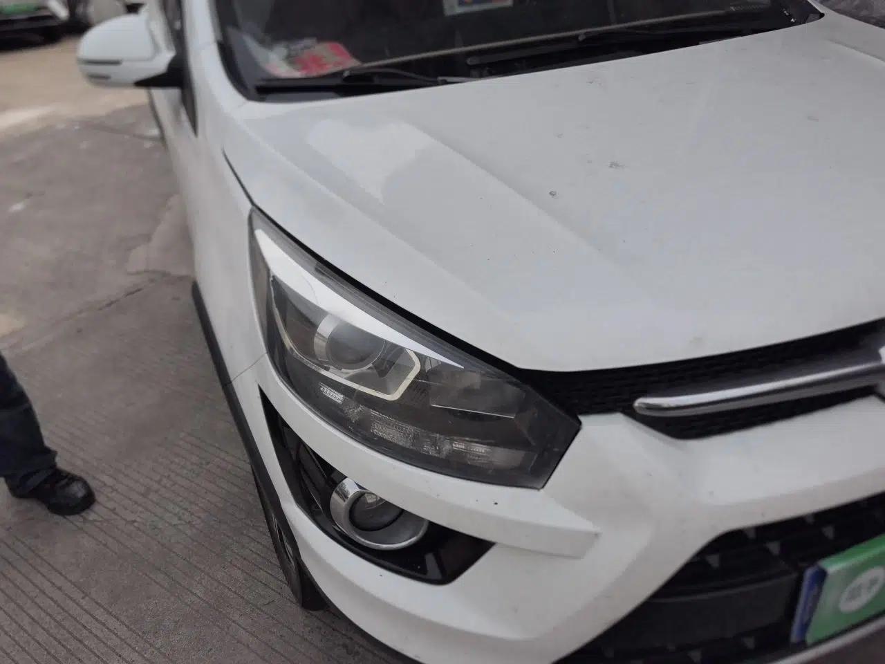 BAIC Senova X25 2015 1.5L Manual Elite Edition — миниатюра 7