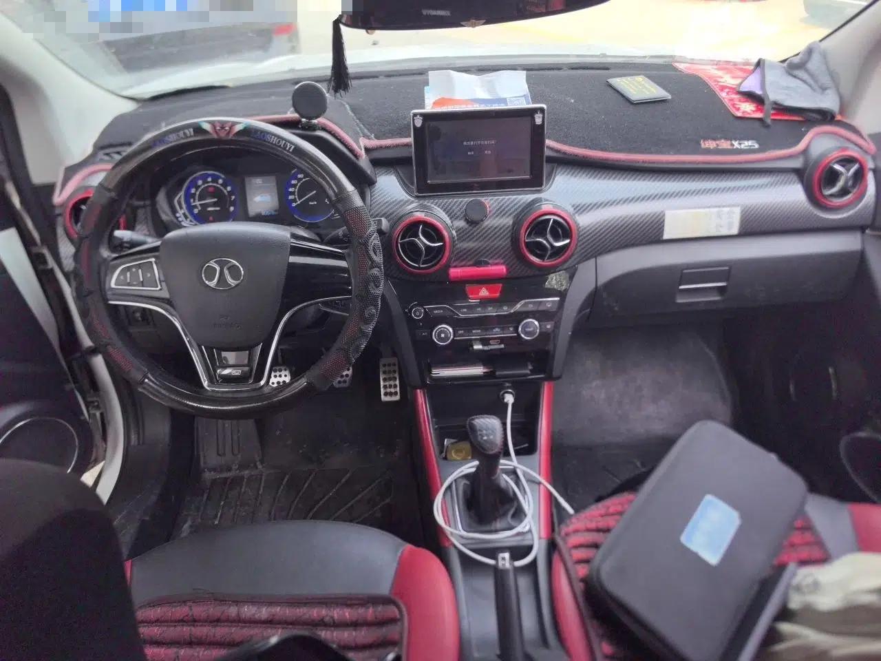 BAIC Senova X25 2015 1.5L Manual Elite Edition — миниатюра 10
