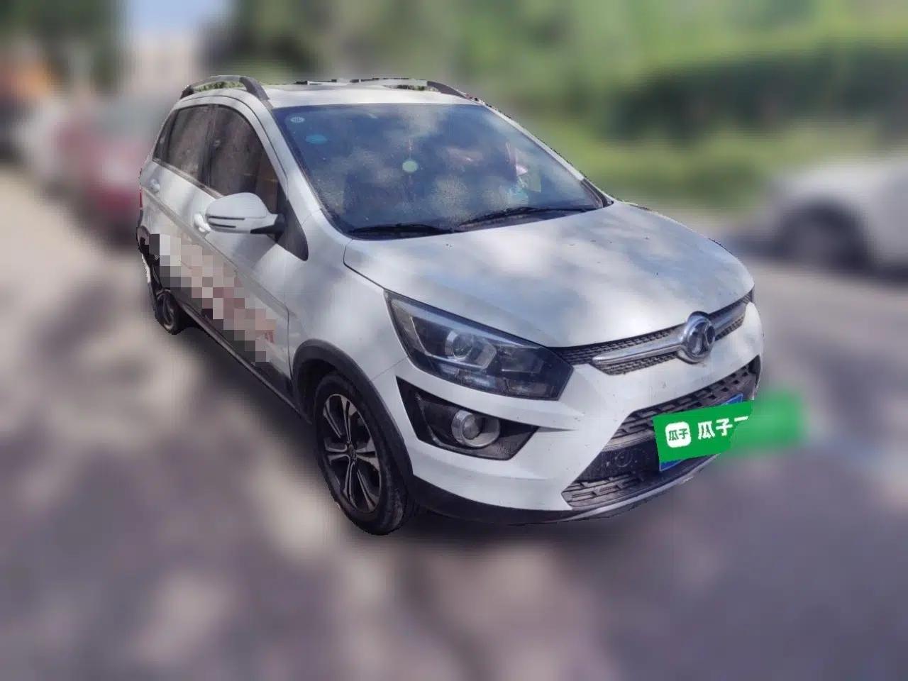 BAIC Senova X25 2015 1.5L Manual Elite Edition — миниатюра 3
