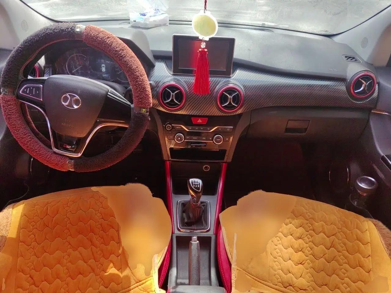 BAIC Senova X25 2015 1.5L Manual Elite Edition — миниатюра 10