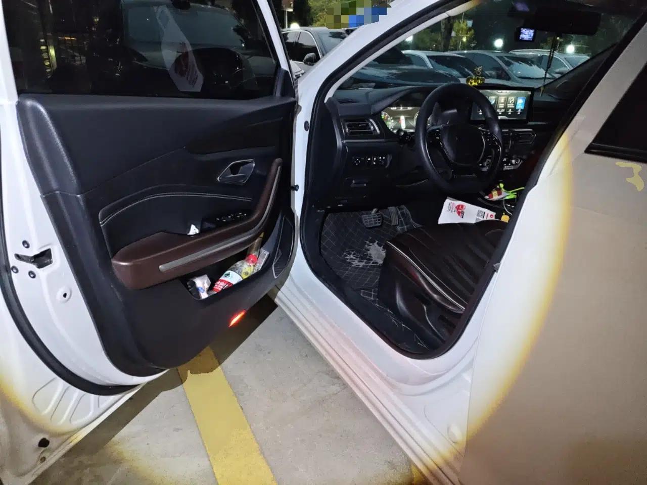 BAIC Beijing EU7 2022 Yishang Edition — миниатюра 17