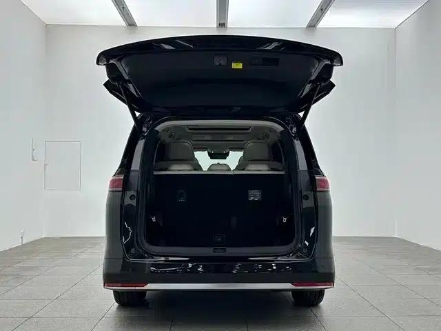 Summer 2025 DM-i 1.5T 180km Excellent Edition — миниатюра 15