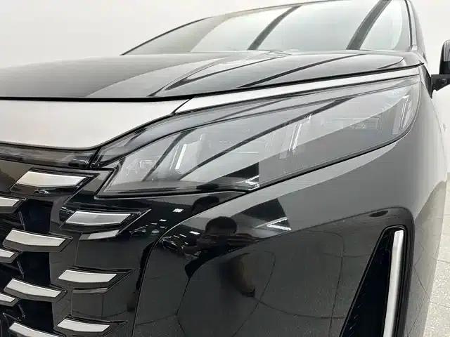 Summer 2025 DM-i 1.5T 180km Excellent Edition — миниатюра 18