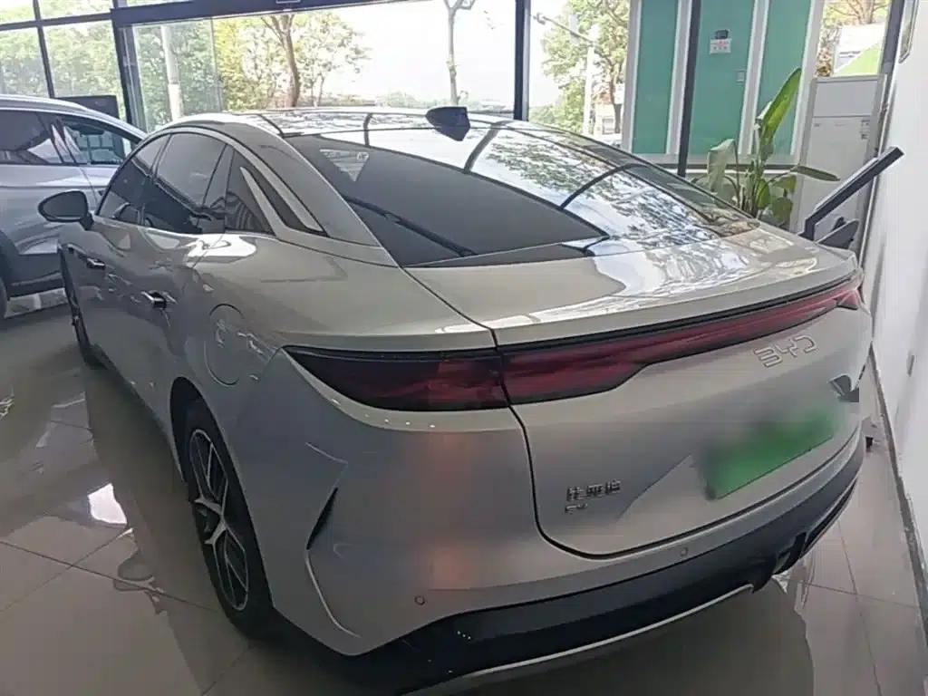Han L 2025 EV All-Wheel Drive LiDAR Flagship Edition — миниатюра 5
