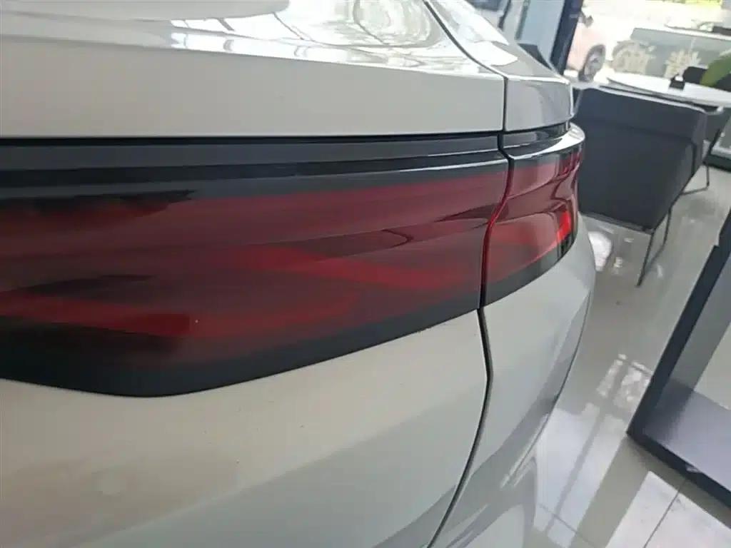 Han L 2025 EV All-Wheel Drive LiDAR Flagship Edition — миниатюра 8