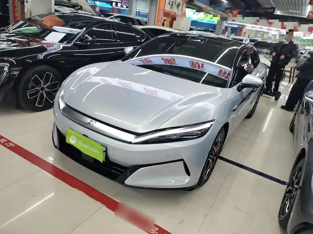 Han L 2025 EV All-Wheel Drive LiDAR Flagship Edition — миниатюра 1