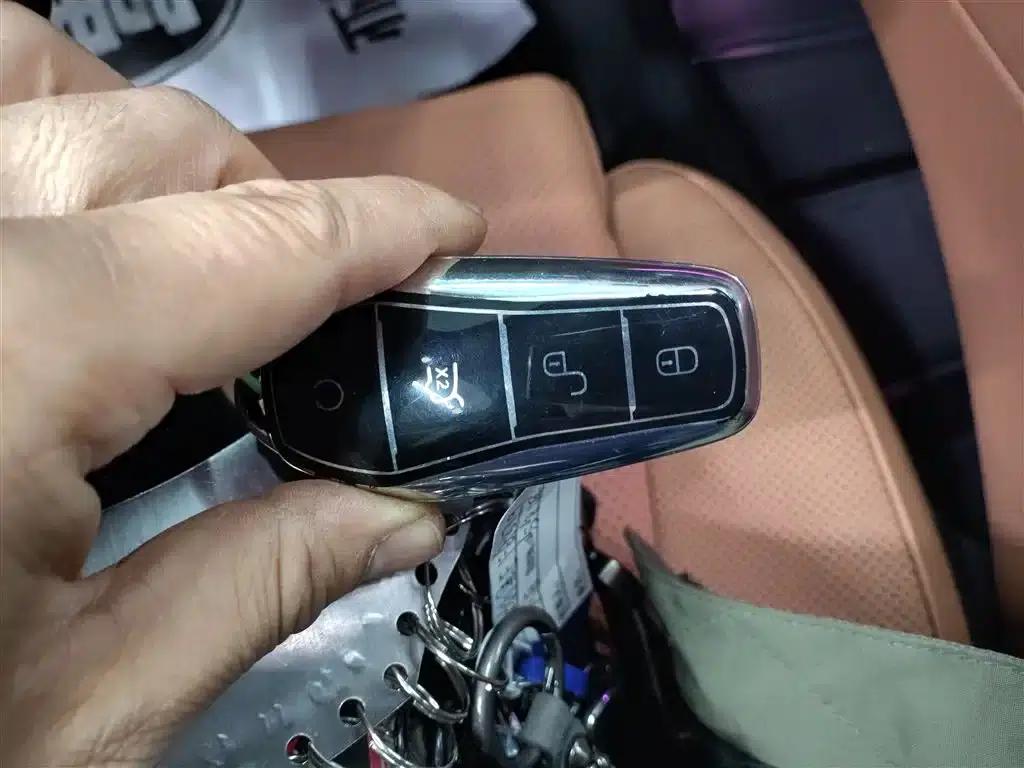 Han L 2025 EV All-Wheel Drive LiDAR Flagship Edition — миниатюра 17
