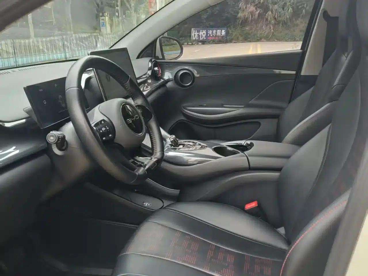 BYD e2 2023 Comfort Model — миниатюра 4