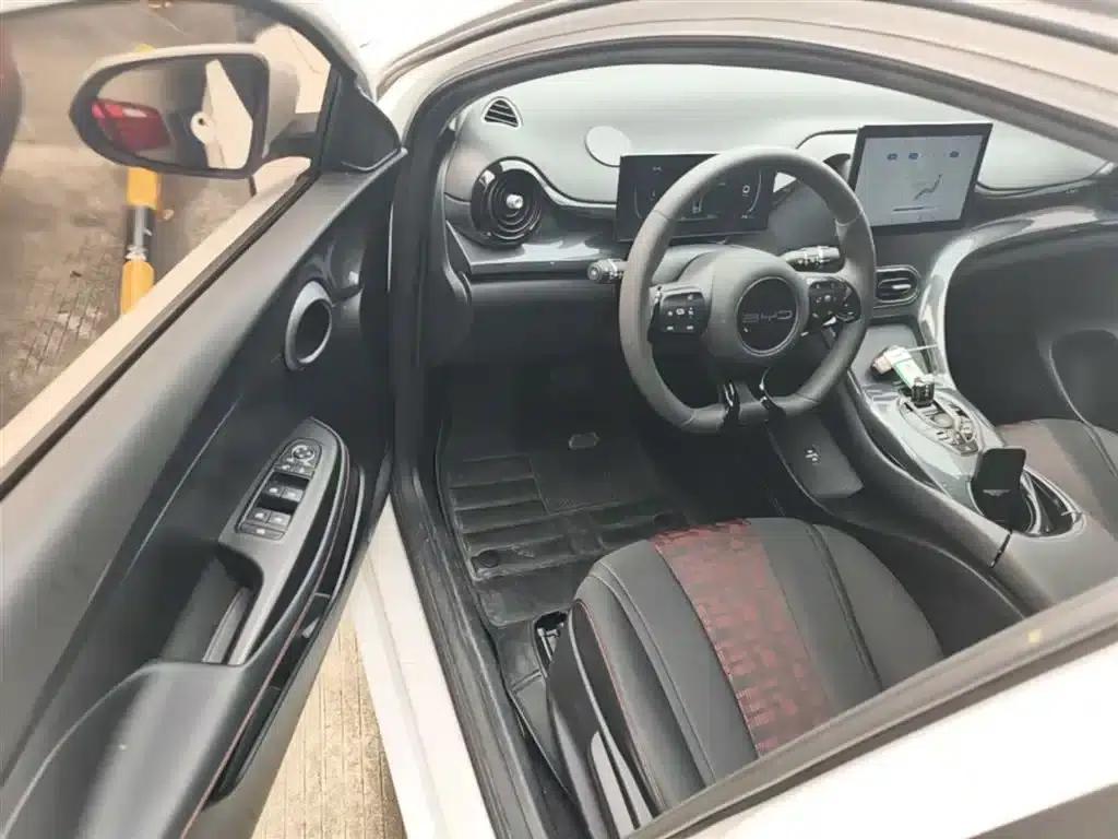 BYD e2 2023 Comfort Model — миниатюра 16