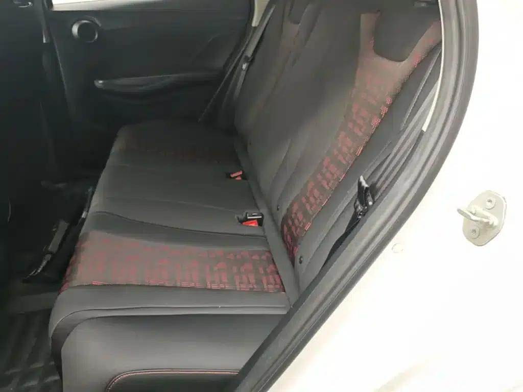 BYD e2 2023 Comfort Model — миниатюра 17