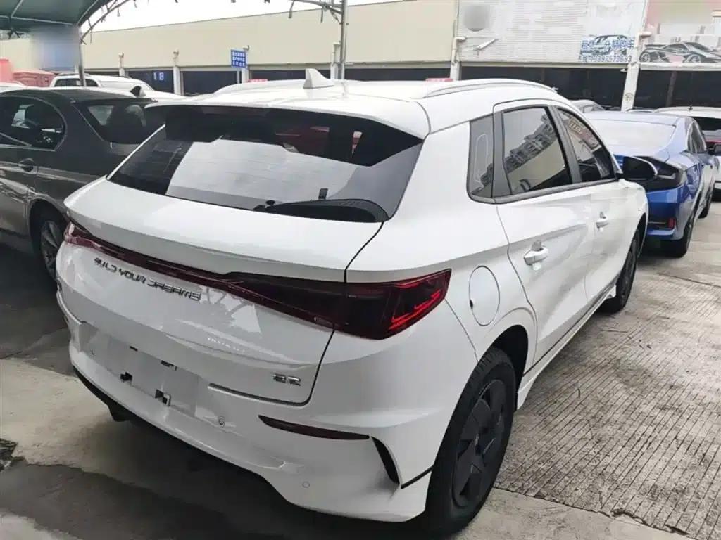 BYD e2 2023 Comfort Model — миниатюра 7