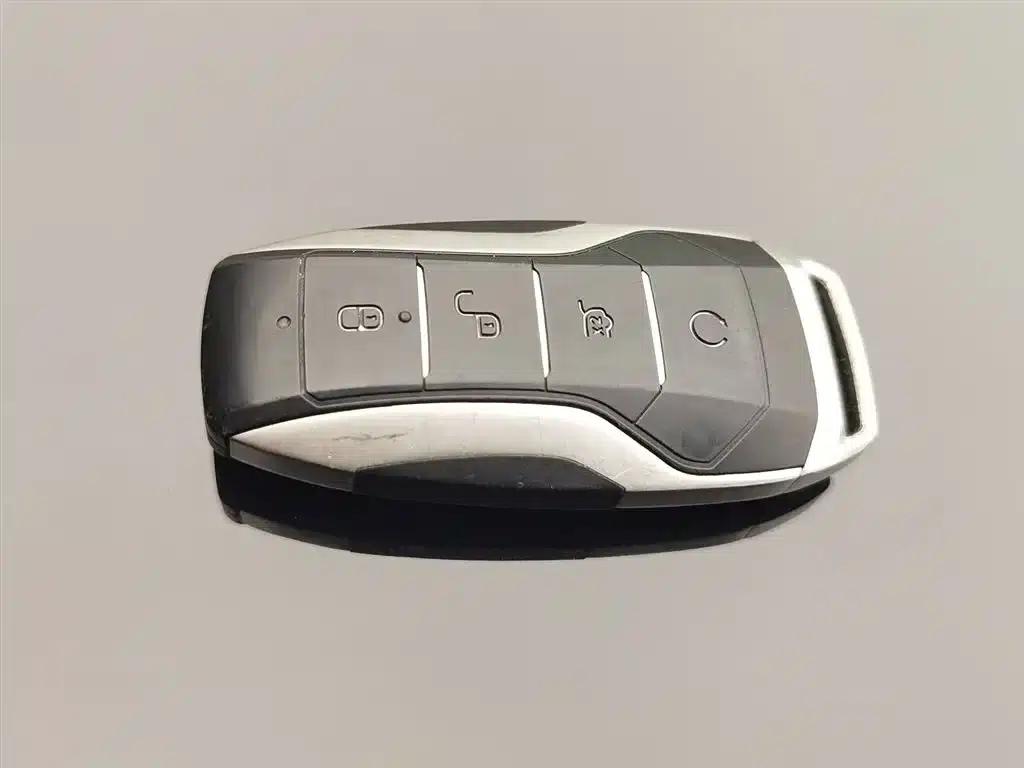 Tang 2019 2.0T Automatic Intelligent Connected Premium 5-seater National VI Emission Standard — миниатюра 19