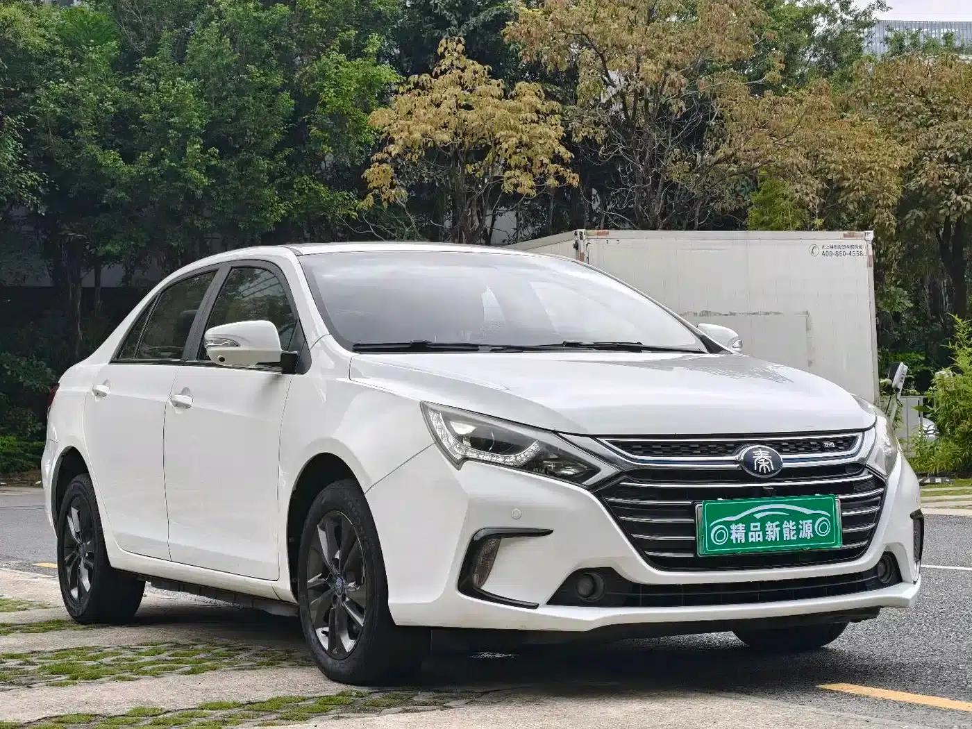 Qin New Energy 2017 1.5T Premium Edition — миниатюра 3
