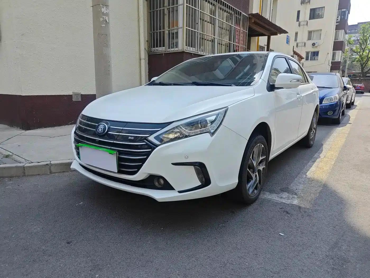 Qin New Energy 2018 Qin EV450 Intelligent Fashion Edition — миниатюра 1