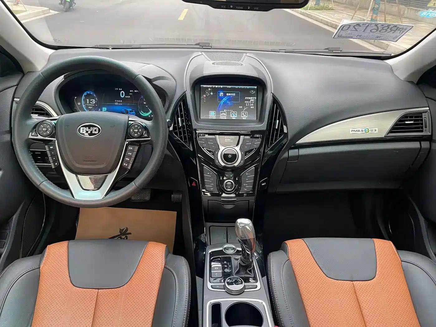 Qin New Energy 2015 1.5T Dual Crown Flagship Plus Edition — миниатюра 8