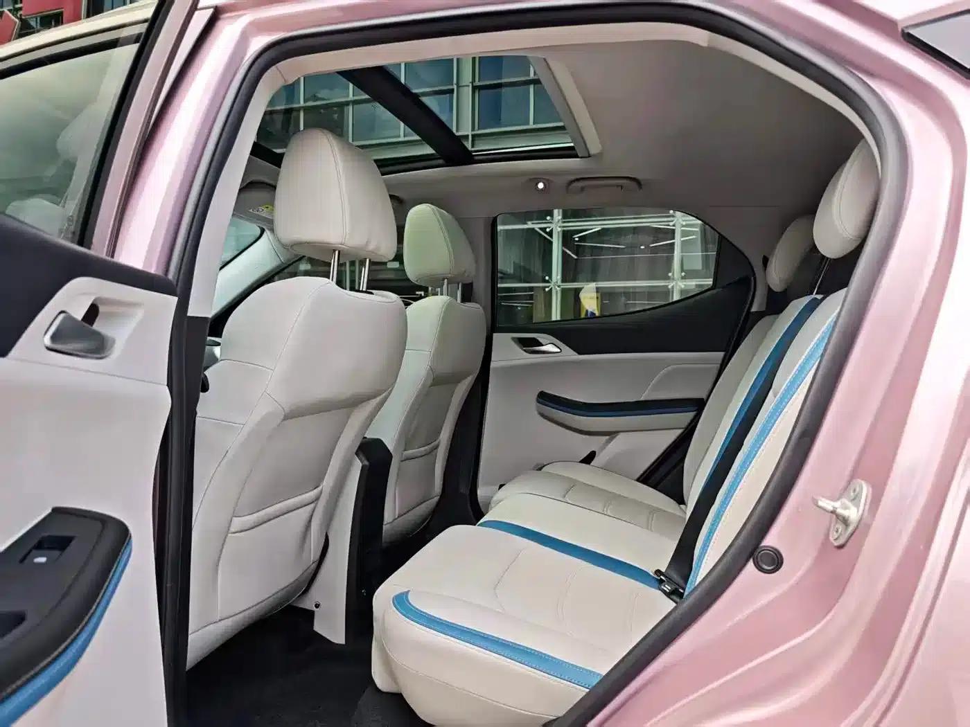 Yuan Pro 2023 401KM Premium — миниатюра 14