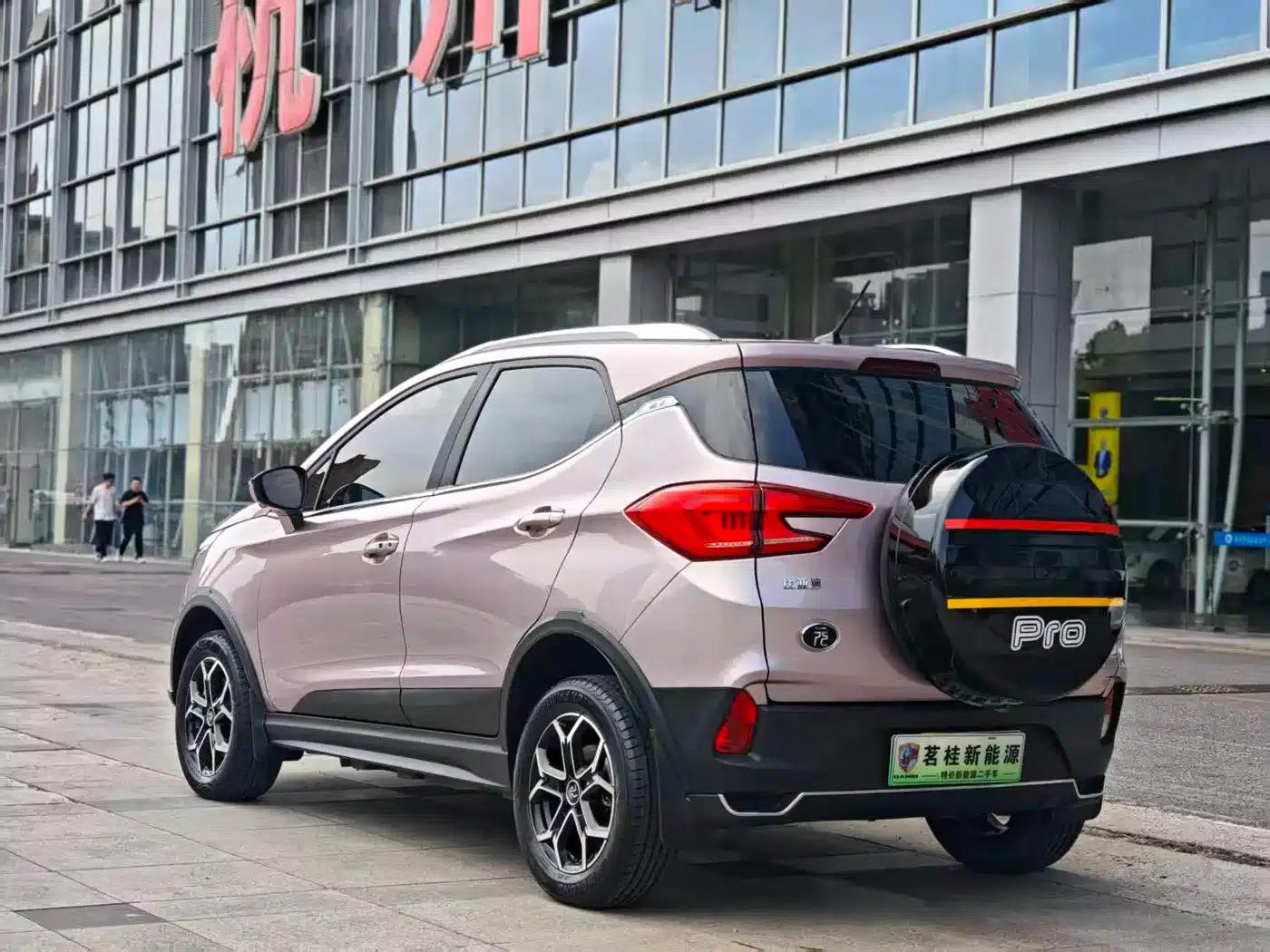 Yuan Pro 2023 401KM Premium — миниатюра 7