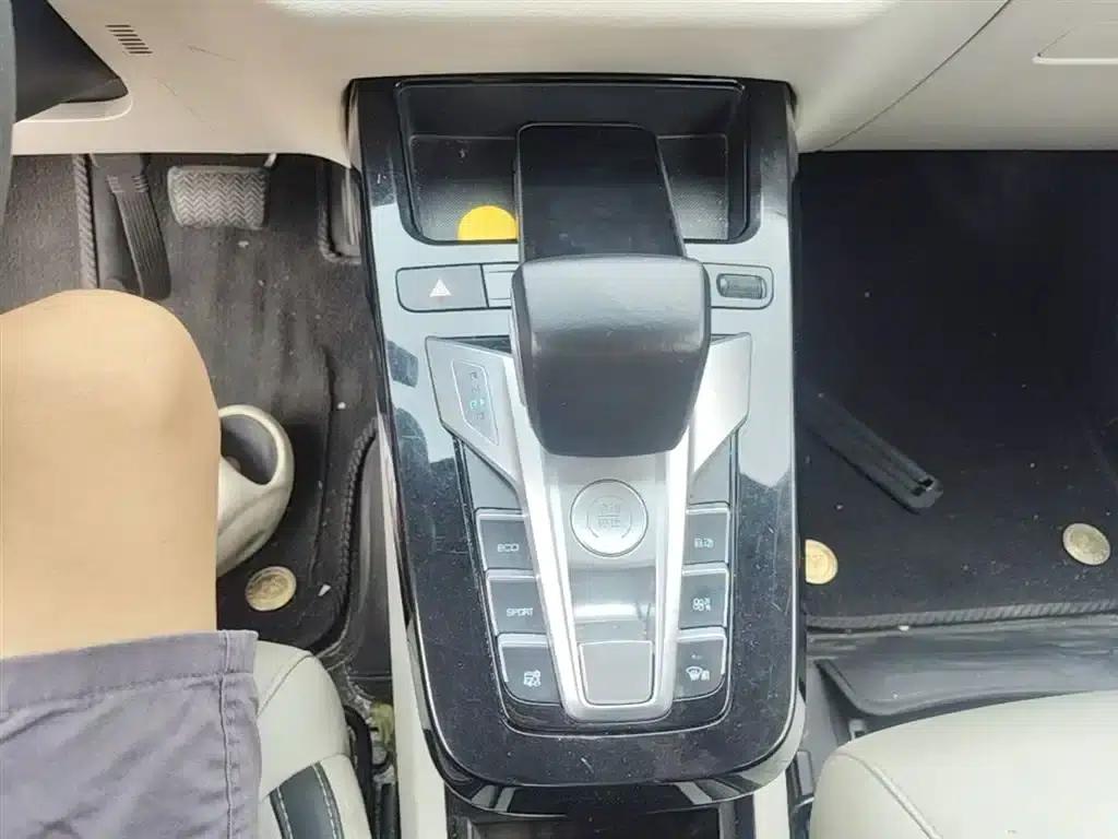 Yuan Pro 2021 401KM Luxury Edition — миниатюра 14