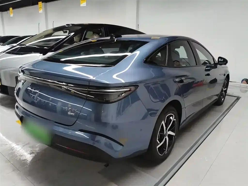 Seal 07 DM-i 2026 Model DM-i 1.5T 230km Premium Edition — миниатюра 7