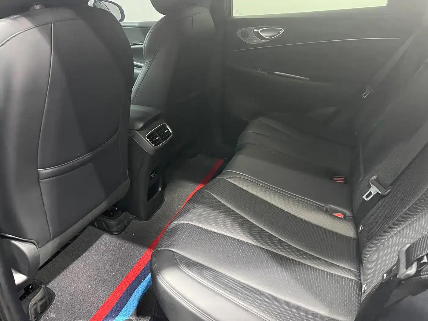 Hiace 06 2025 EV 605 Navigator Plus Edition — миниатюра 6