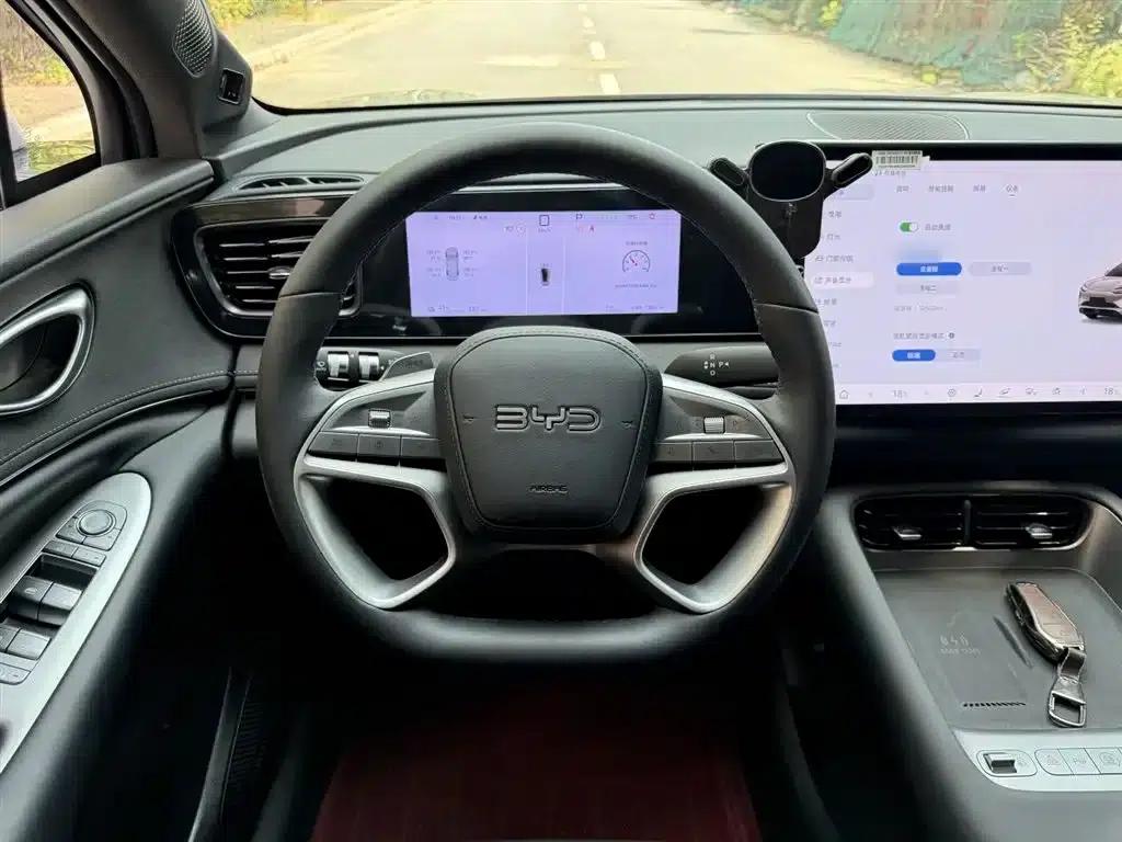 Hiace 06 2025 EV 605 Navigator Pro Edition — миниатюра 11
