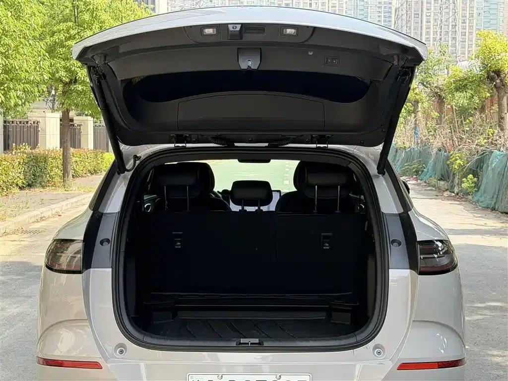 Hiace 06 2025 EV 605 Navigator Pro Edition — миниатюра 19