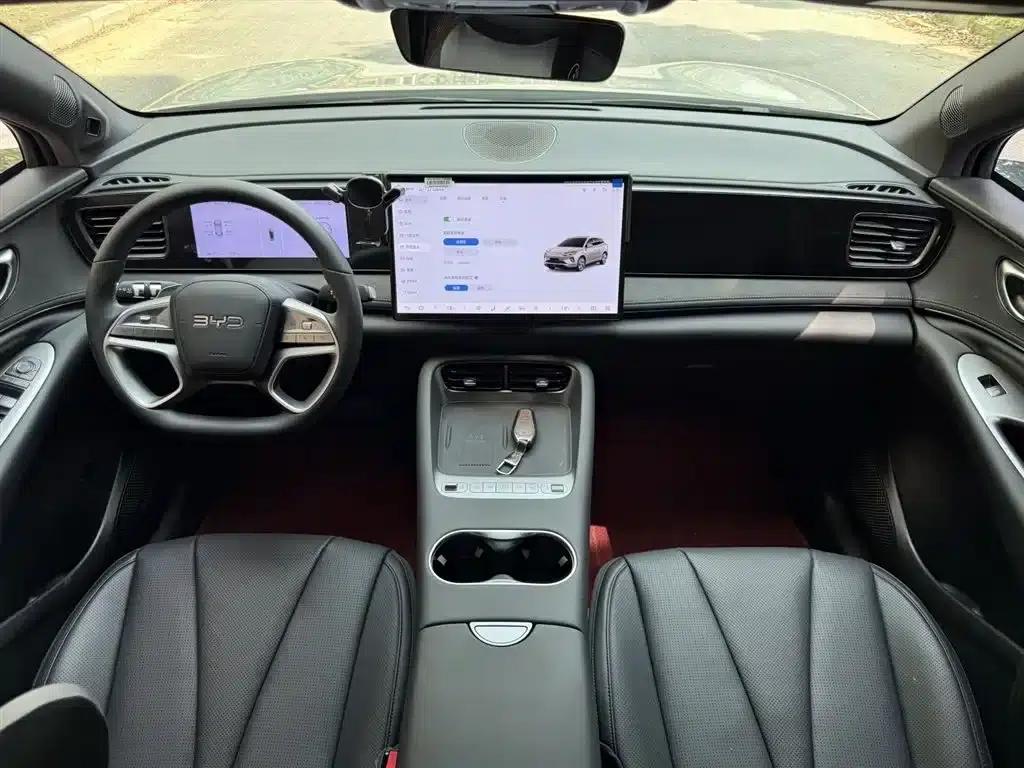 Hiace 06 2025 EV 605 Navigator Pro Edition — миниатюра 10