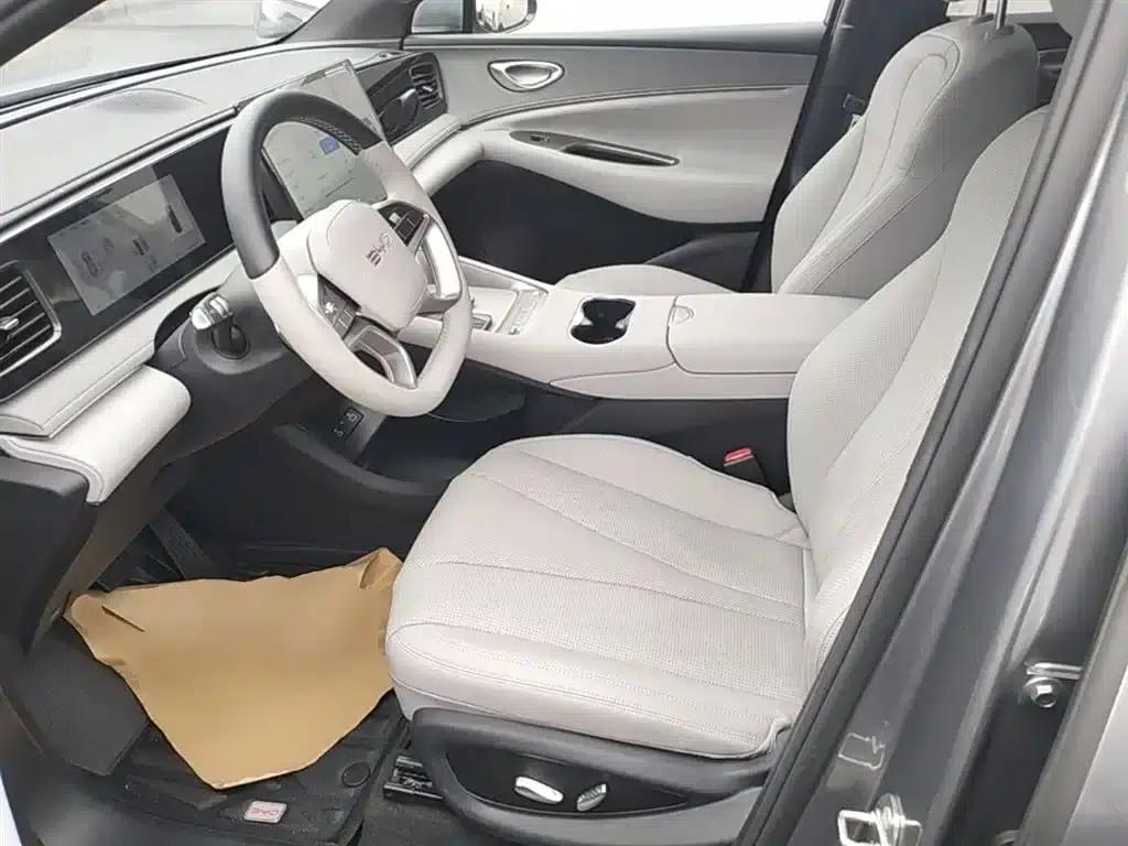 Hiace 06 2025 EV 605 Navigator Pro Edition — миниатюра 15