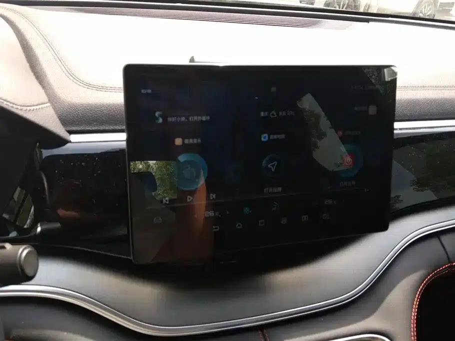Song PLUS 2020 1.5T Automatic Deluxe Edition — миниатюра 13
