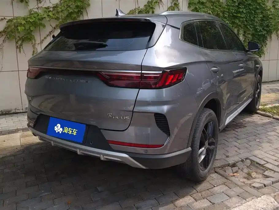 Song PLUS 2020 1.5T Automatic Deluxe Edition — миниатюра 3