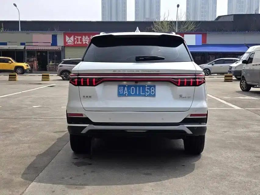 Song PLUS 2020 1.5T Automatic Deluxe Edition — миниатюра 8