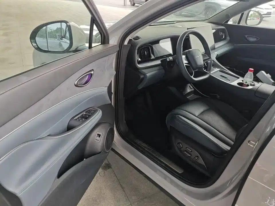 Hiace 07 DM-i 2025 Model 150 Navigator+ Edition — миниатюра 5