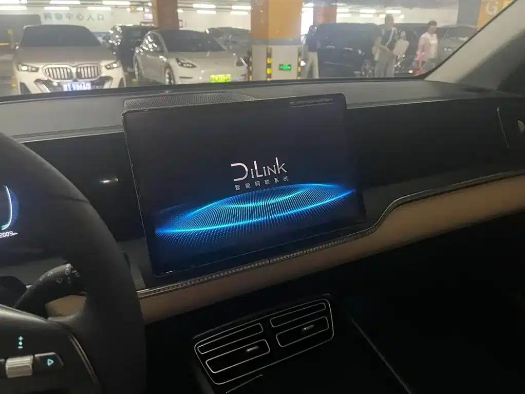 Song Pro New Energy 2025 Model, Second Generation DM-i 75KM Leading Edition — миниатюра 9