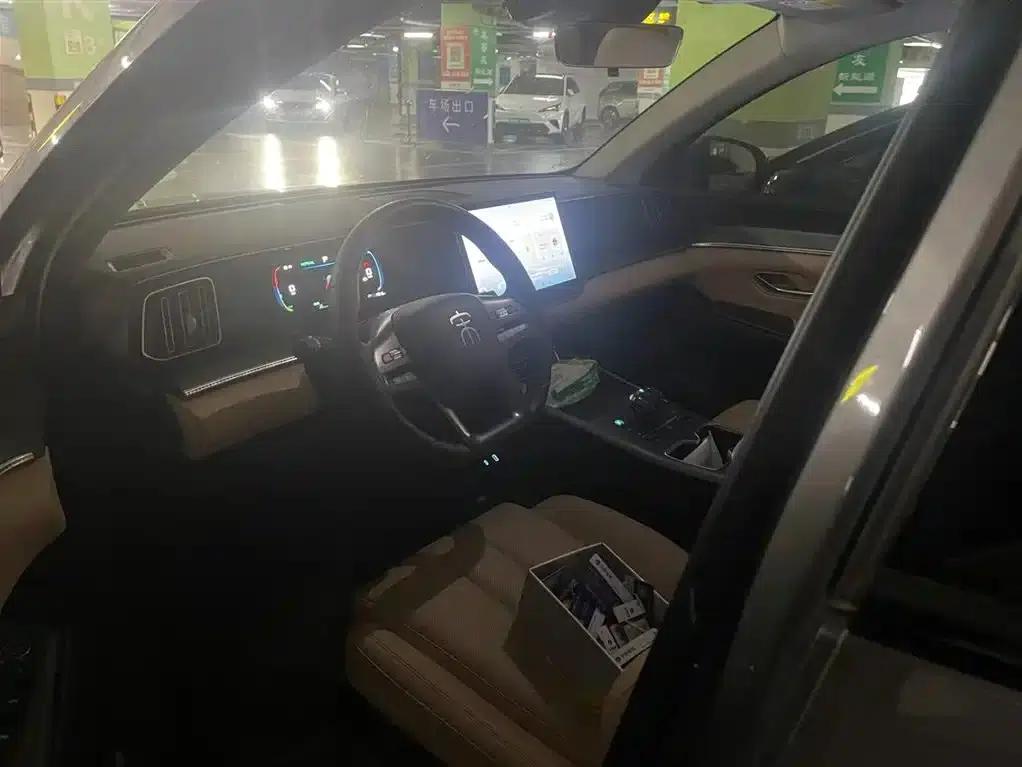 Song Pro New Energy 2025 Model, Second Generation DM-i 75KM Leading Edition — миниатюра 6