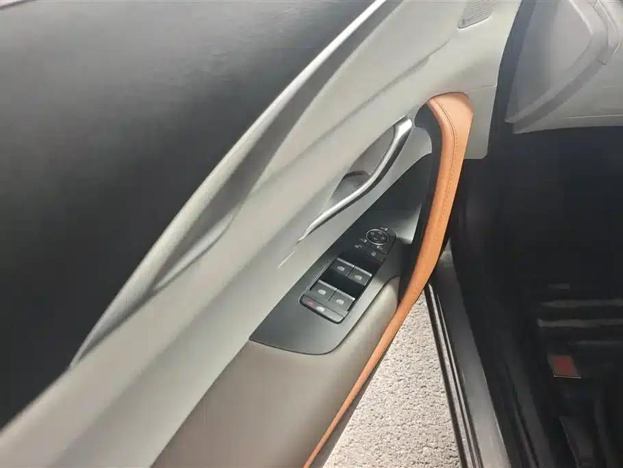 Song Pro New Energy 2022 DM-i 110km Flagship Pro — миниатюра 6