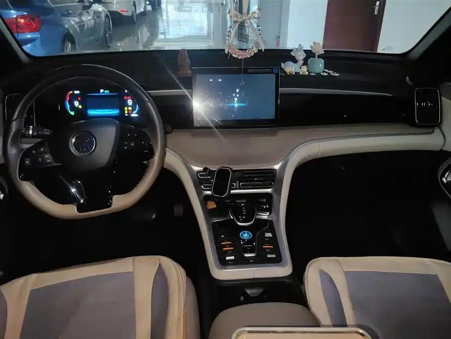 Song Pro New Energy 2024 Glory Edition DM-i 71KM Navigation Model — миниатюра 12