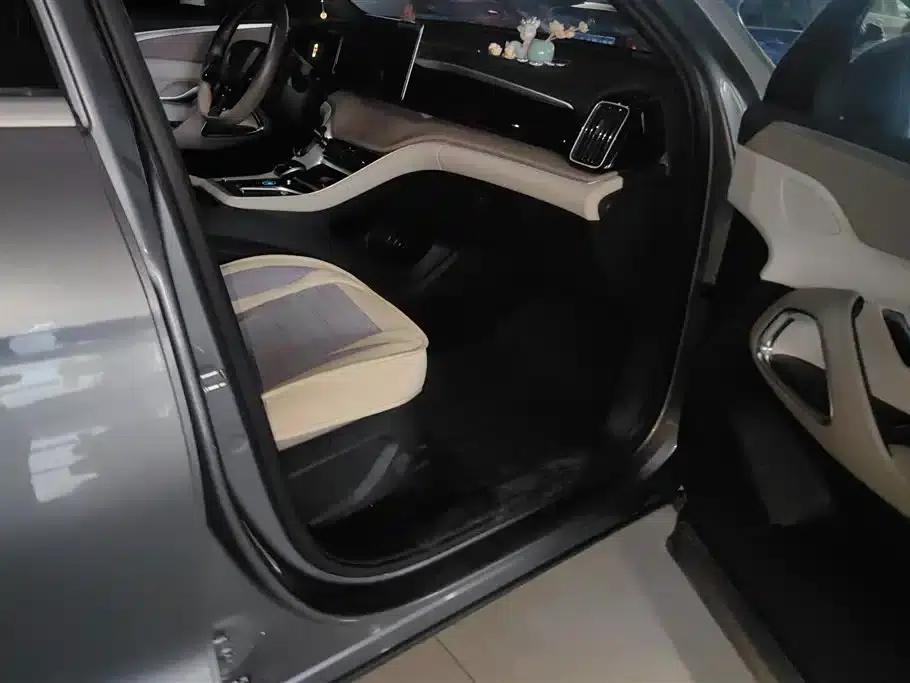 Song Pro New Energy 2024 Glory Edition DM-i 71KM Navigation Model — миниатюра 8