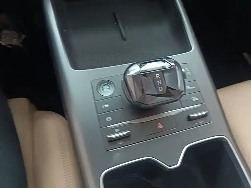 Song Pro New Energy 2025 Model, Second Generation Intelligent Driving Edition DM-i 75KM Leading Edition — миниатюра 13