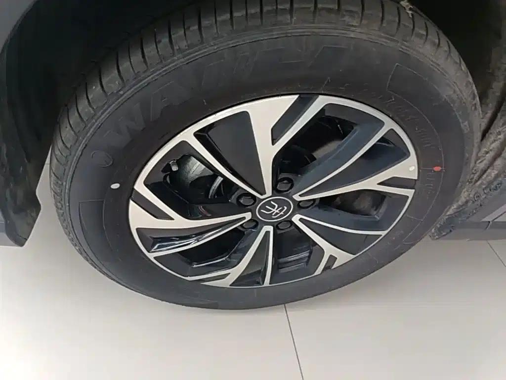 Song Pro New Energy 2025 Model, Second Generation Intelligent Driving Edition DM-i 75KM Leading Edition — миниатюра 22