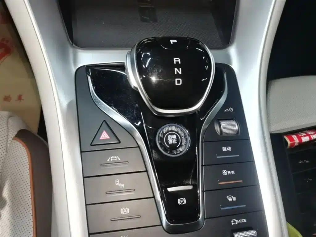 Song Pro New Energy 2022 DM-i 110km Flagship Pro — миниатюра 14