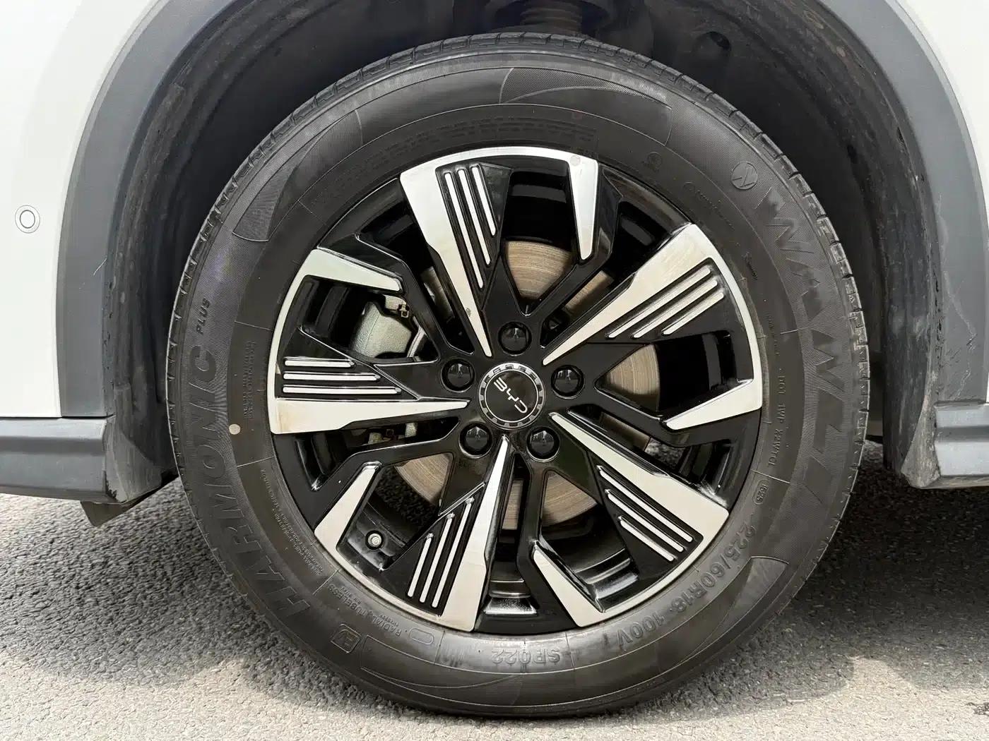 Hiace 05 DM-i 2025 DM-i 75KM Luxury Edition — миниатюра 14