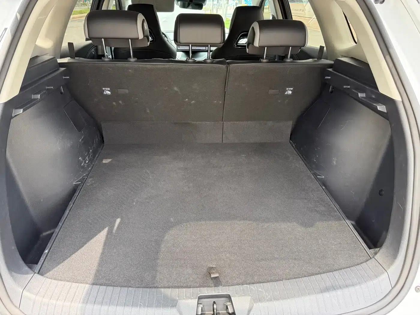 Hiace 05 DM-i 2025 DM-i 75KM Luxury Edition — миниатюра 17