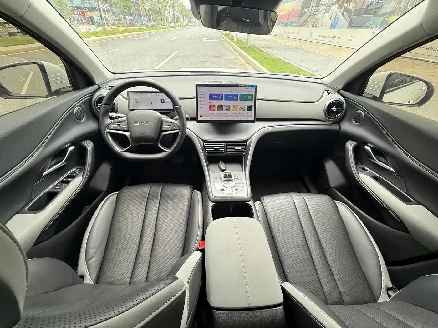 Hiace 05 DM-i 2025 DM-i 75KM Luxury Edition — миниатюра 8