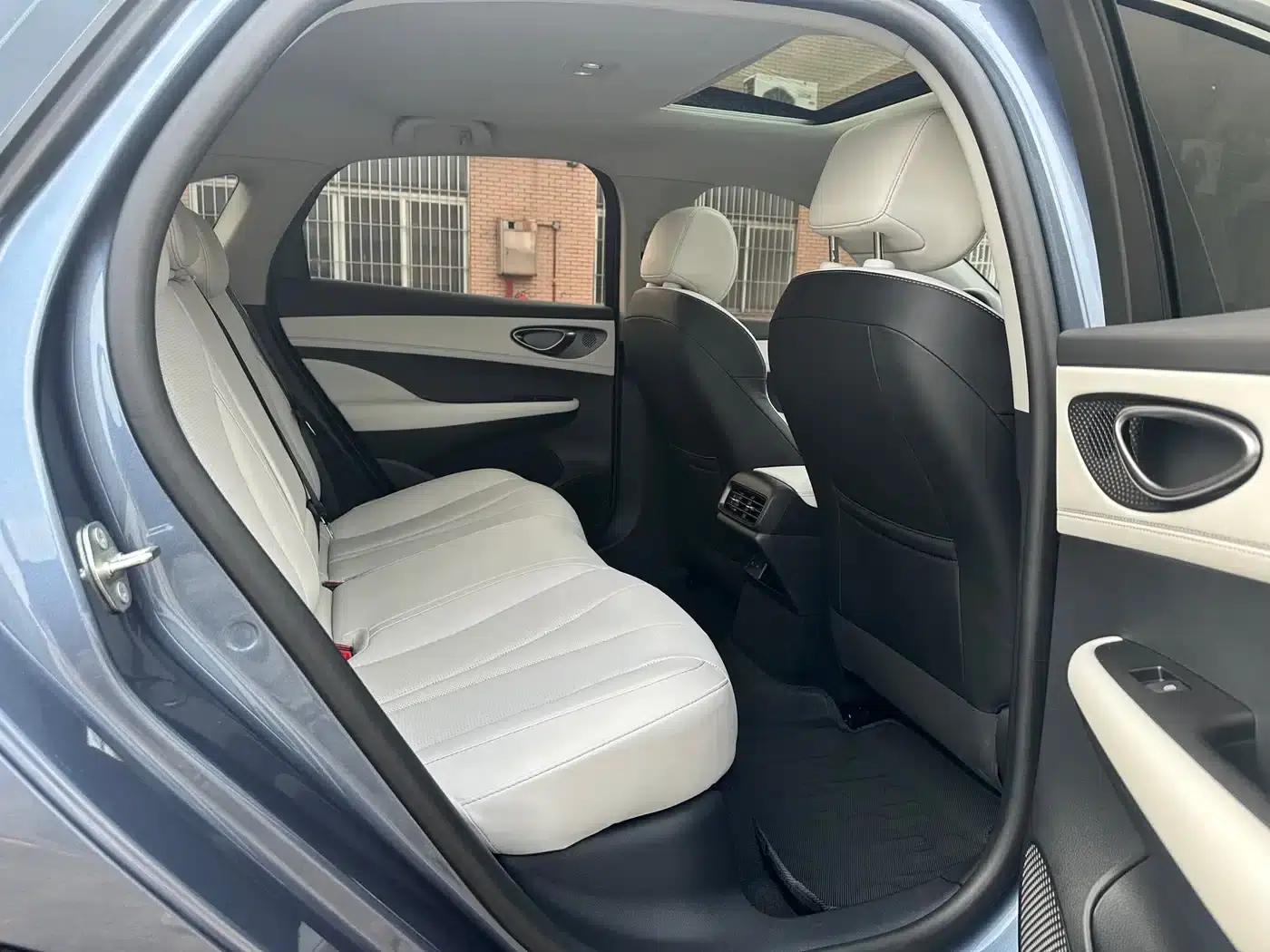 Seal 05 DM-i 2025 DM-i Intelligent Driving Edition 120KM Flagship Model — миниатюра 13