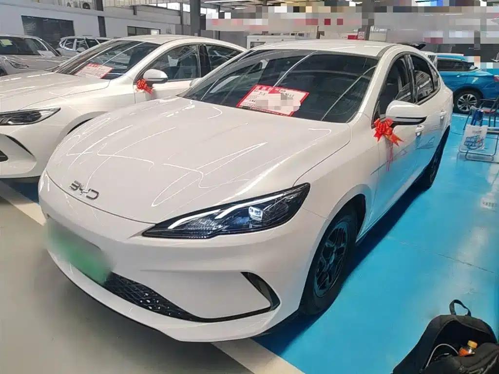 Seal 05 DM-i 2025 DM-i Intelligent Driving Edition 55KM Luxury Model — миниатюра 2