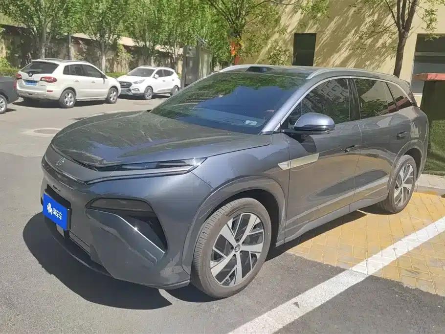 Tang L 2025 DM 200KM Four-Wheel Drive LiDAR Flagship Model — миниатюра 1