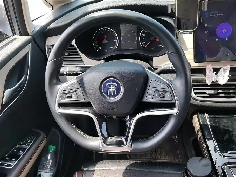Song MAX New Energy 2022 DM-i 105KM Flagship Edition — миниатюра 15